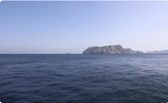 伊拉克给敢闯霍尔木兹海峡的石油买家“打折”
