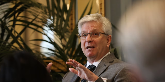 美联储理事沃勒：特朗普引发的加密货币热潮可能正在消退