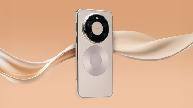 央视首次用手机直播春晚主舞台！揭秘华为Mate 80系列如何通过广电级大考