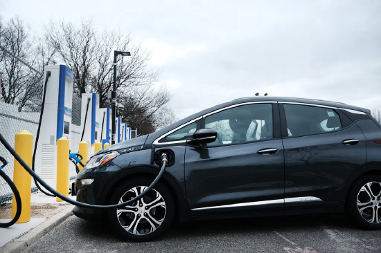 优步将推出激励措施,推动电动汽车充电桩建设