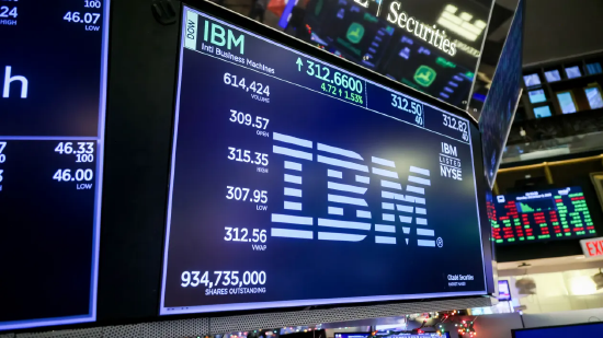 IBM成AI最新受害者!受Anthropic编程语言威胁,股价暴跌13%