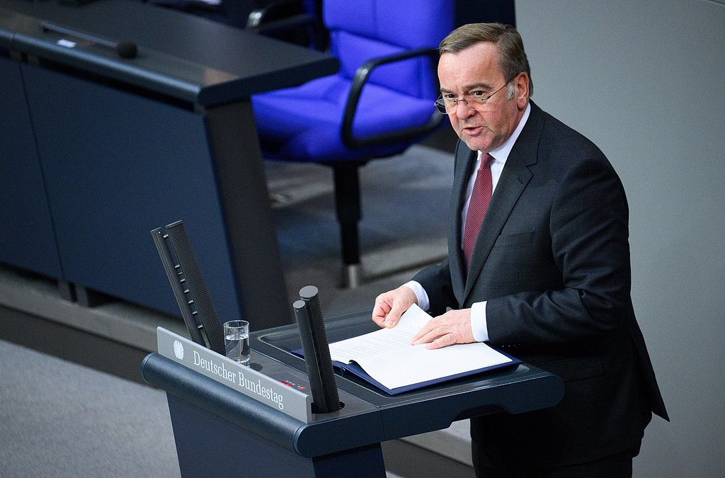 德防长:德国军队不会参与针对伊朗的战争