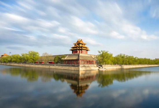 上海华闻期货被重罚 暂停新增资产管理业务6个月 多名责任人收警示函