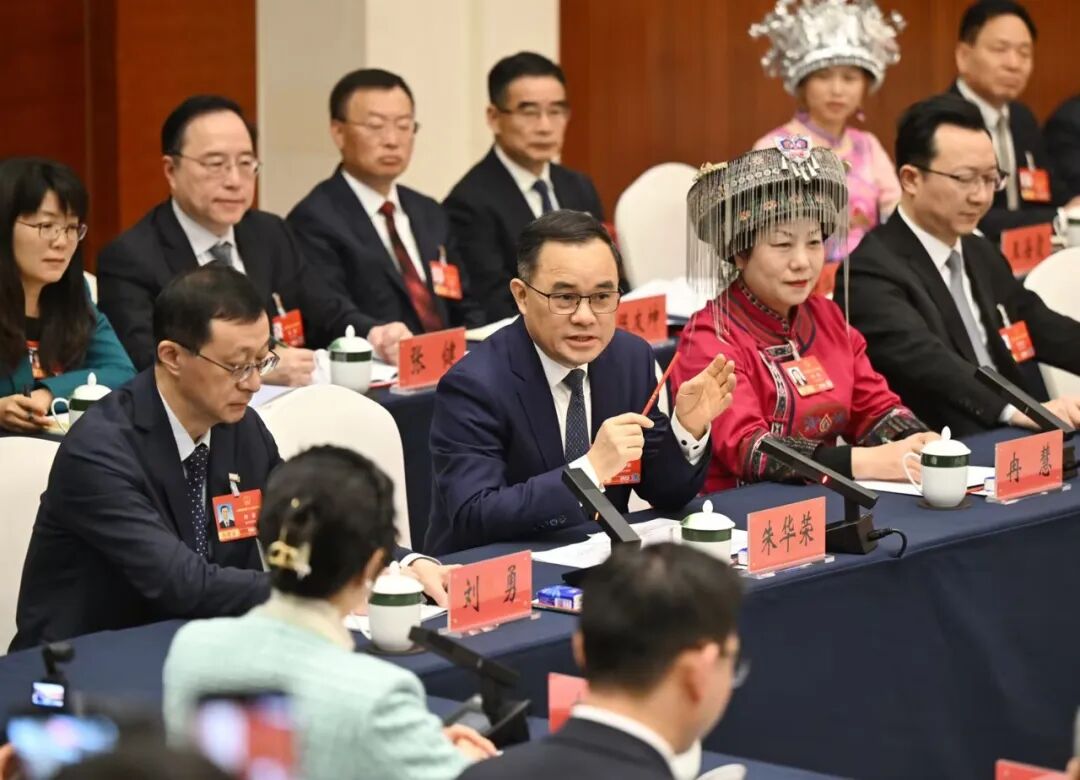 新央企首秀两会,长安汽车以技术底气绘就产业新蓝图