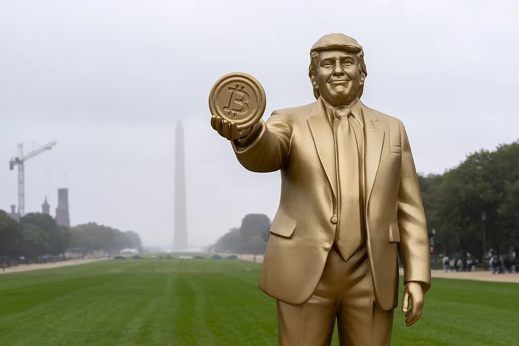 特朗普,赚了近100亿