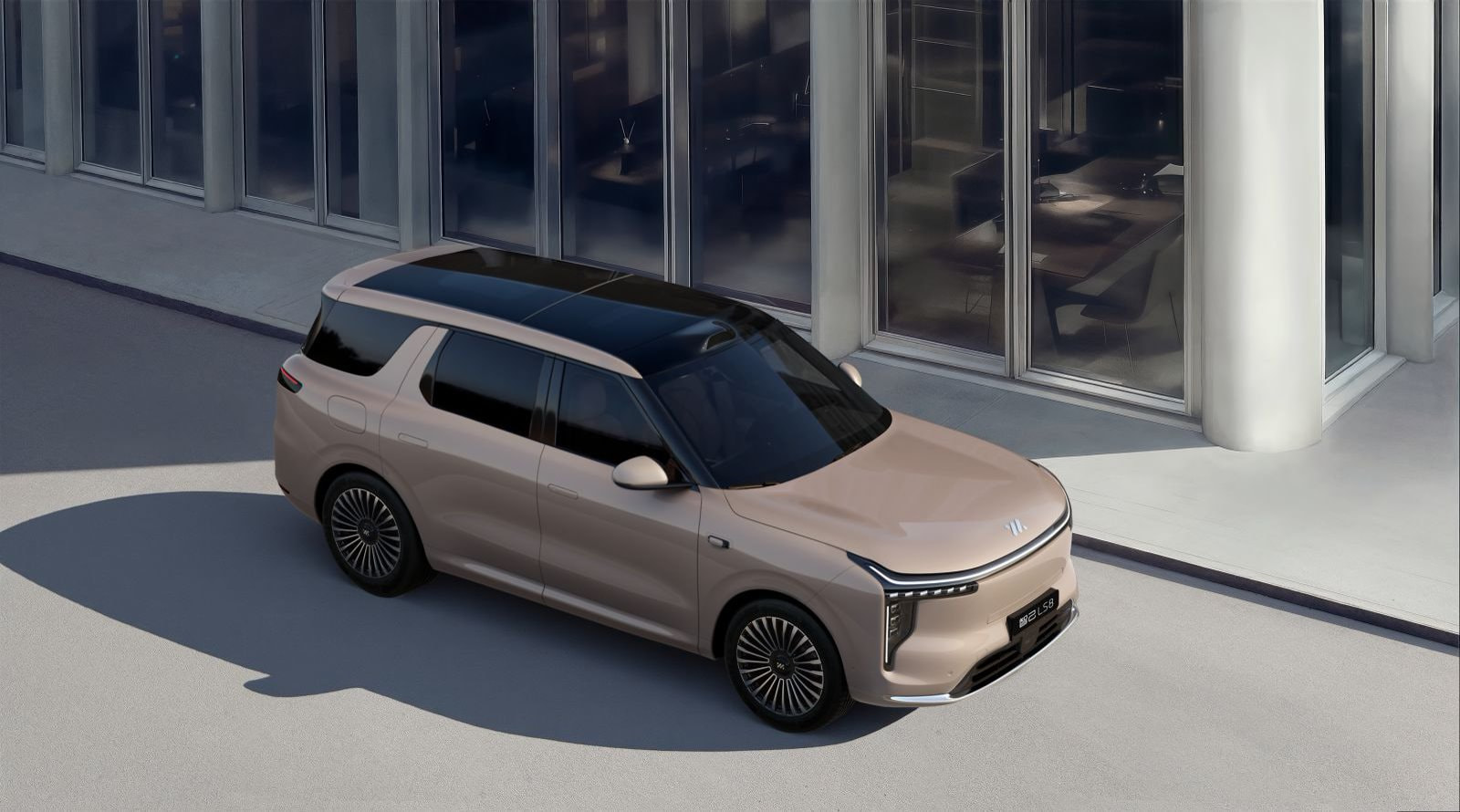 智己汽车LS8新车型开启预售 打通阿里全场景生活服务生态