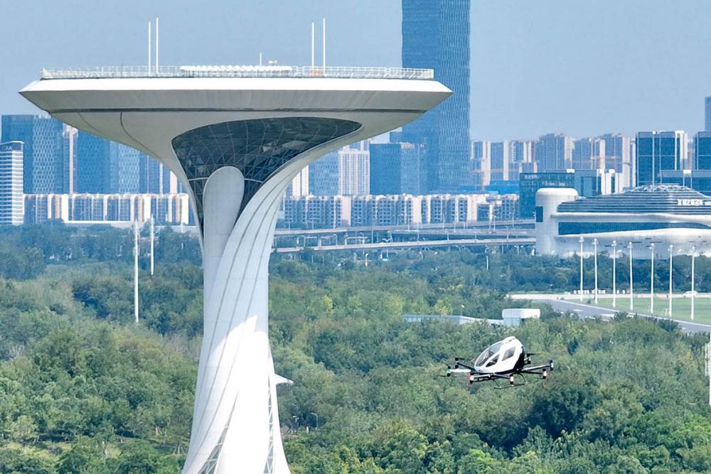 低空经济的“冰与火之歌”：股价回落，产业进阶