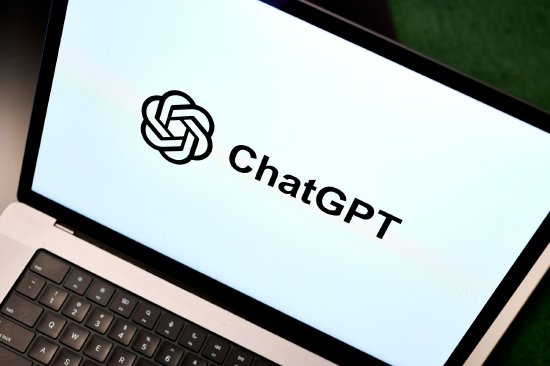 美国股市：标普500指数自纪录高点回落 OpenAI相关报道引发科技股担忧